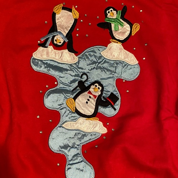 NWOT! Festive Penguin Sweatshirt - Picture 9 of 9
